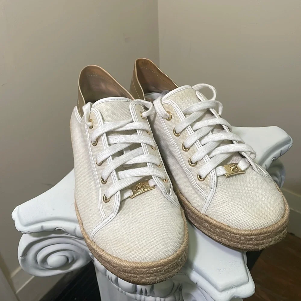 Michael Kors -  Kristy Slide - Cream Neutral - Size 8.5 - Picture 2 of 15